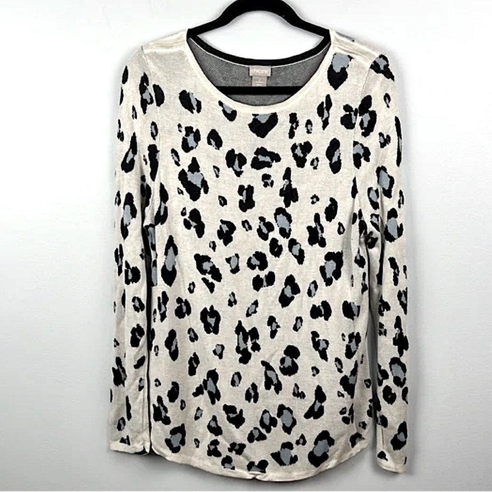 Chico’s Blue Animal Print Bateau Neck Sweater size M - Picture 2 of 9